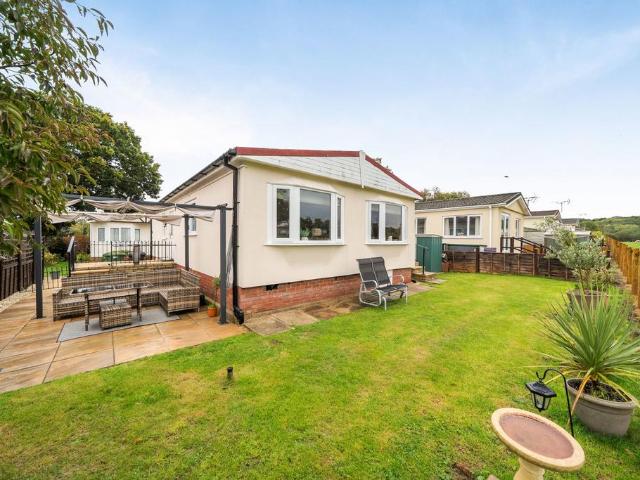 Park Home for sale in Causeway, East Hampshire