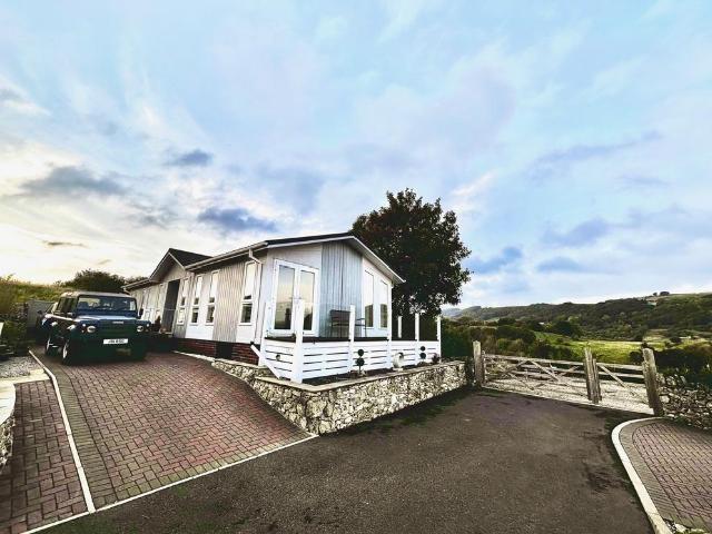 Park Home for sale in Calver Sough, Derbyshire Dales