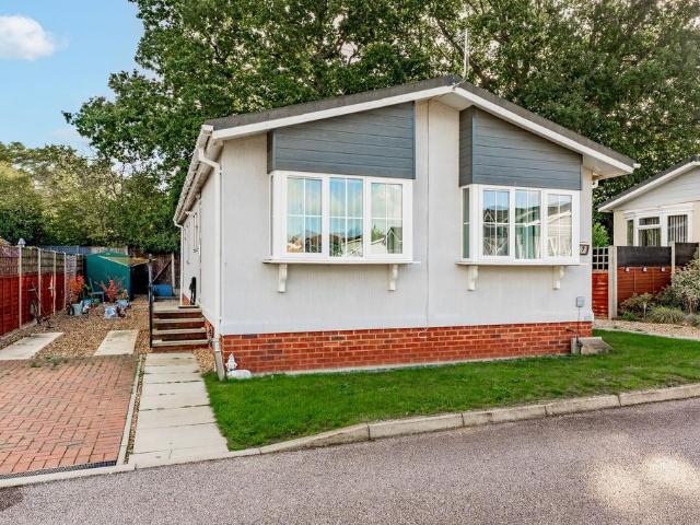 Park Home for sale in Besthorpe, East Tuddenham
