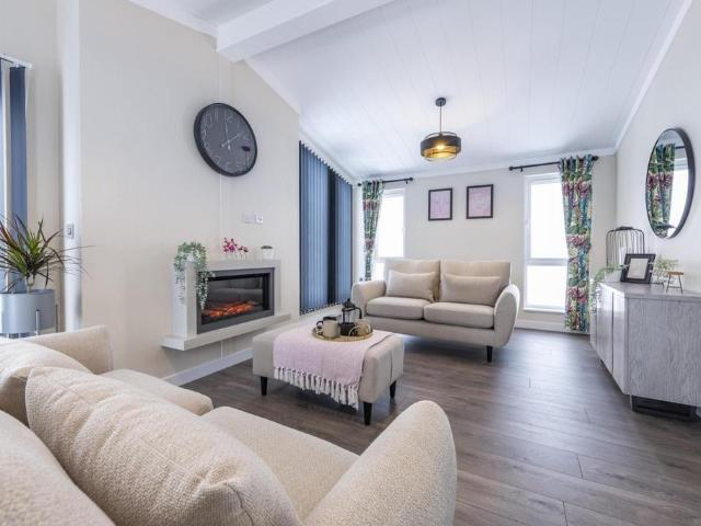 Park Home for sale in Marston, South Kesteven