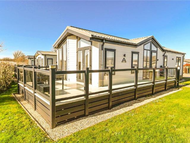Park Home for sale in Old Milton, Ashurst Bridge