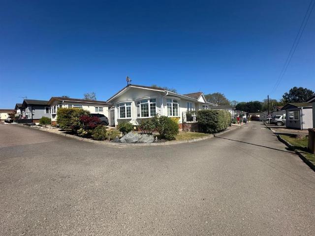 Park Home for sale in Bedingfield, Suffolk