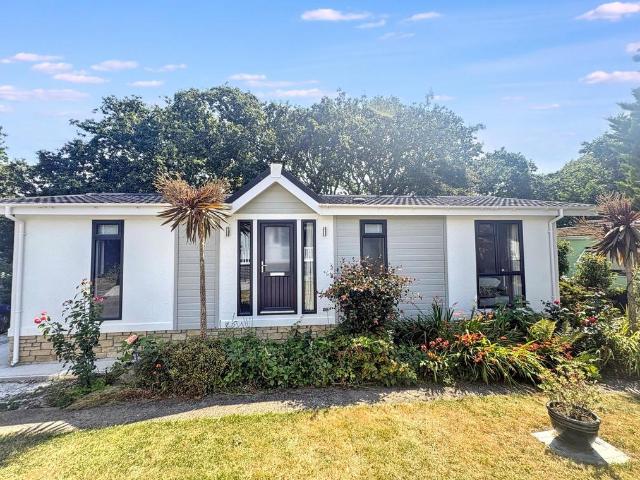 Park Home for sale in Falmouth, Cornwall