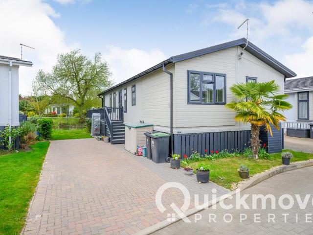 Park Home for sale in Yarwell