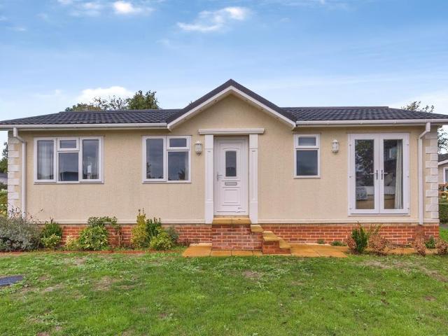 Park Home for sale in Denmead, Winchester
