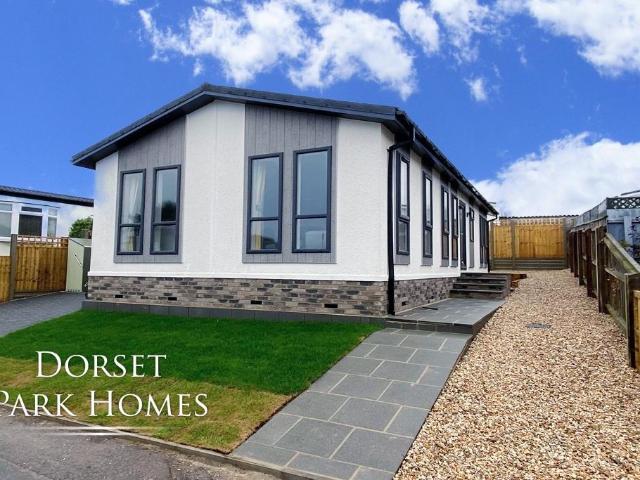 Park Home for sale in Ashurst Bridge, Hampshire