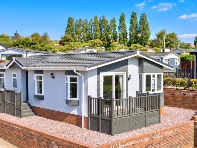 Park Home for sale in Aston, West Midlands