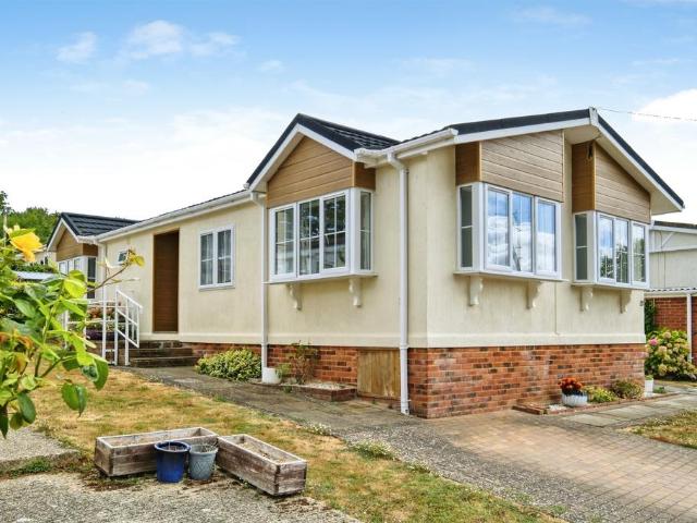 Park Home for sale in Hampshire