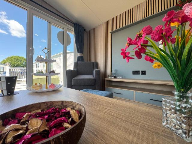 Park Home for sale in Cross In Hand, East Sussex