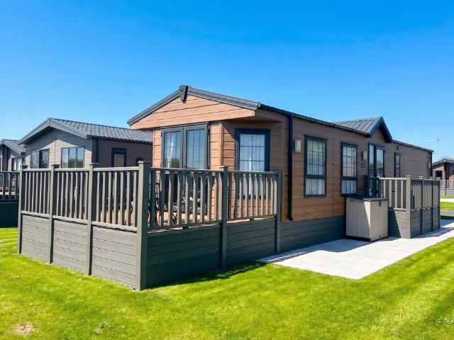 Park Home for sale in Newton Upon Derwent, East Riding Of Yorkshire
