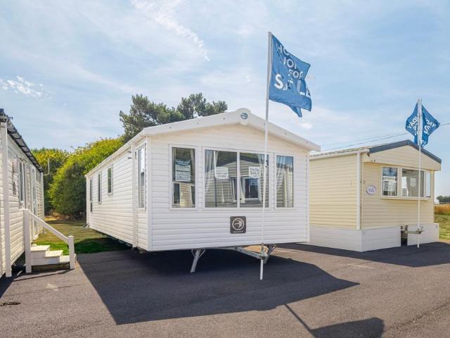 Park Home for sale in Eastbridge, Suffolk
