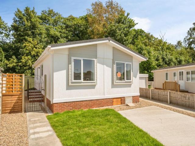 Park Home for sale in Ashby Parkland, North Lincolnshire