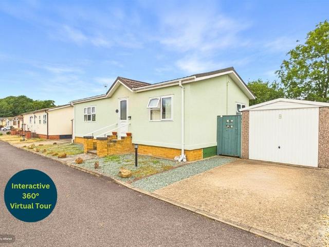Park Home for sale in Barton-upon-humber, North Lincolnshire