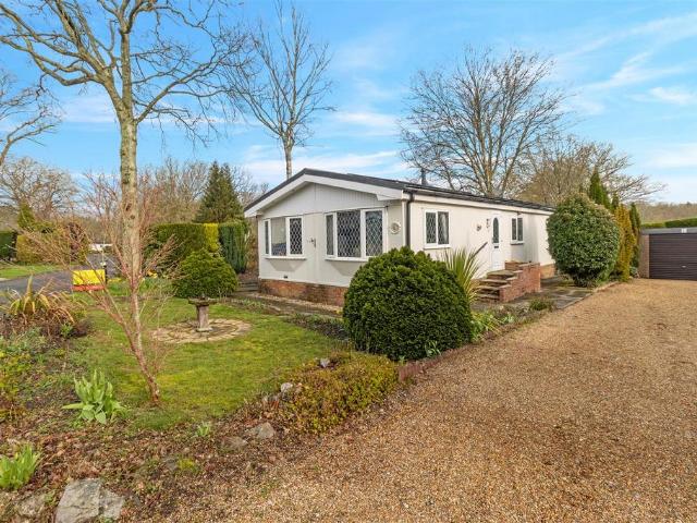 Park Home for sale in Cross In Hand, East Sussex