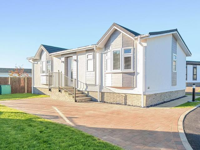 Park Home for sale in Hillborough, The Bridge
