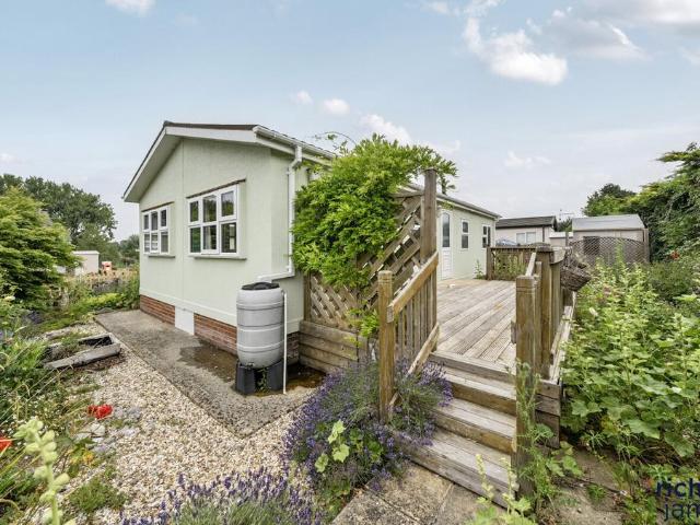 Park Home for sale in St. Paul Malmesbury Without, Malmesbury
