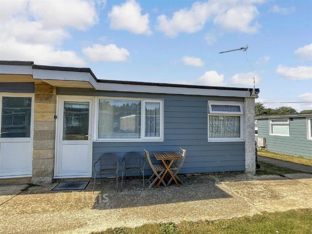 Park Home for sale in Sandown, Isle Of Wight