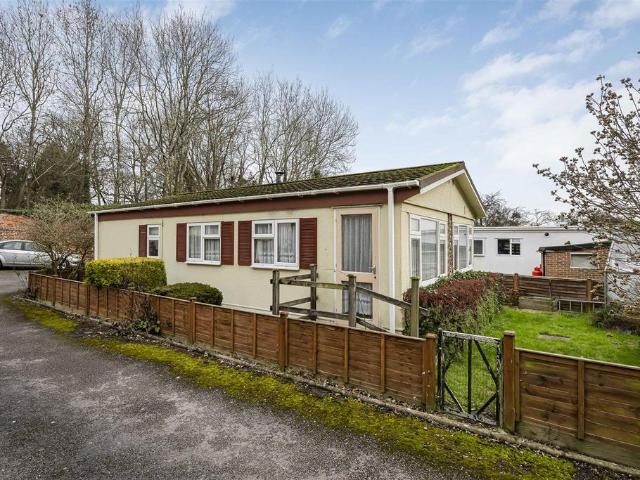 Park Home for sale in Reading