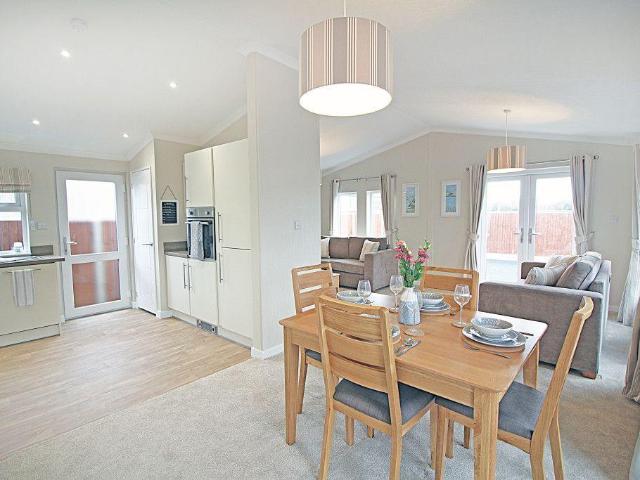 Park Home for sale in Sutton Upon Derwent, York