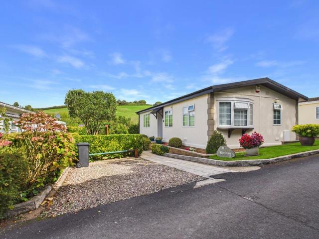 Park Home for sale in Berrynarbor, North Devon