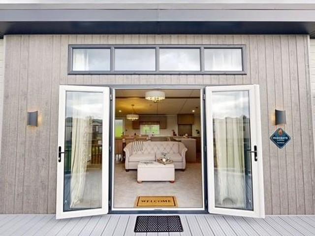 Park Home for sale in Christchurch