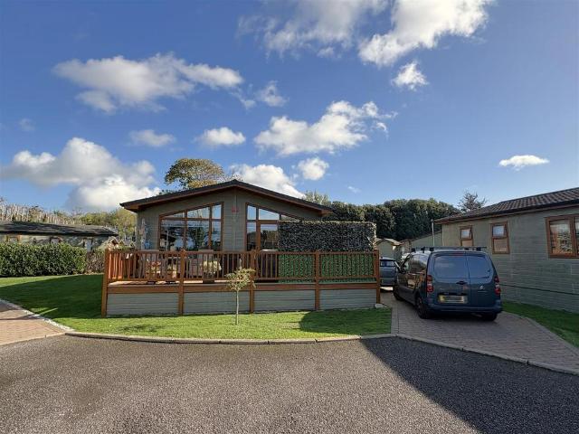 Park Home for sale in Climping, Arun