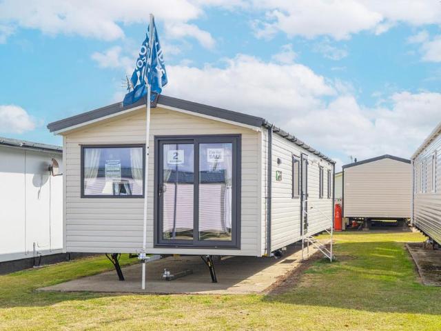 Park Home for sale in Eastbridge, Suffolk