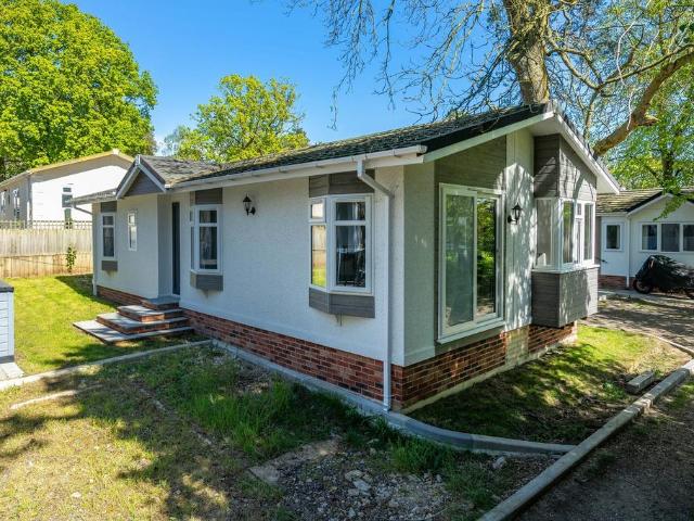 Park Home for sale in Ashby De La Launde, Lincolnshire