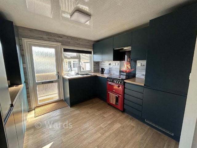 Park Home for sale in Midway, Kent