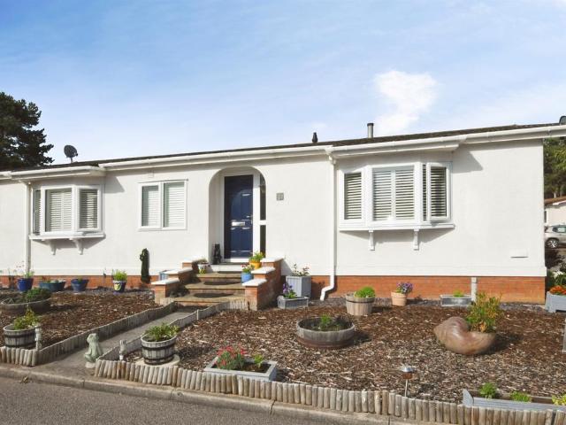Park Home for sale in Belleau, Lincolnshire
