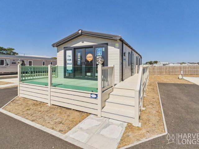 Park Home for sale in Heathlands, East Sussex