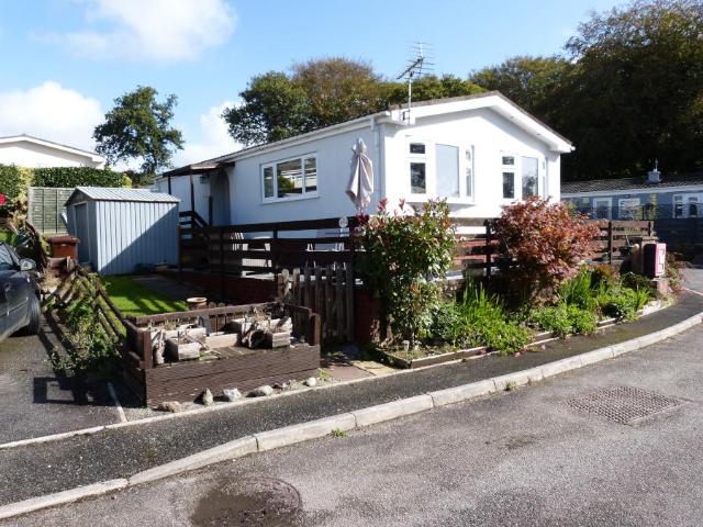 Park Home for sale in Tregorrick, London Apprentice