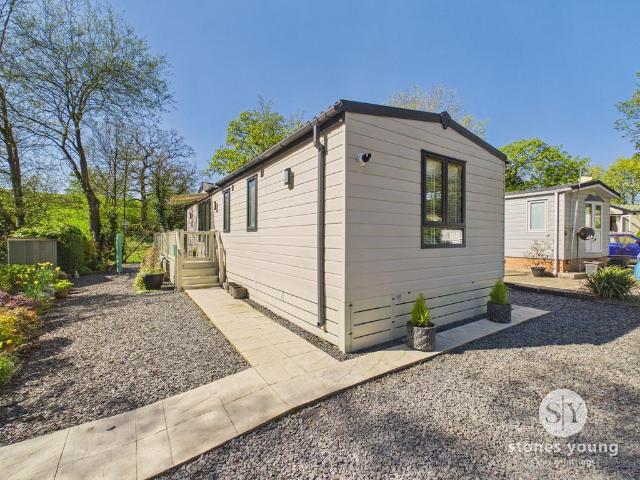 Park Home for sale in Paradise, Lancashire