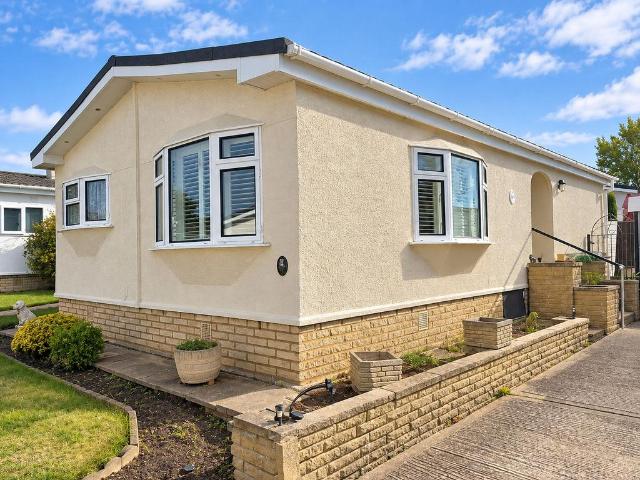 Park Home for sale in Winkfield Street, Winkfield