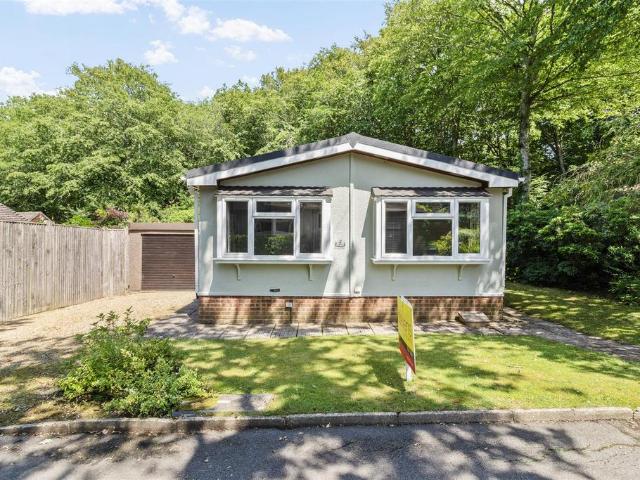 Park Home for sale in Cross In Hand, East Sussex
