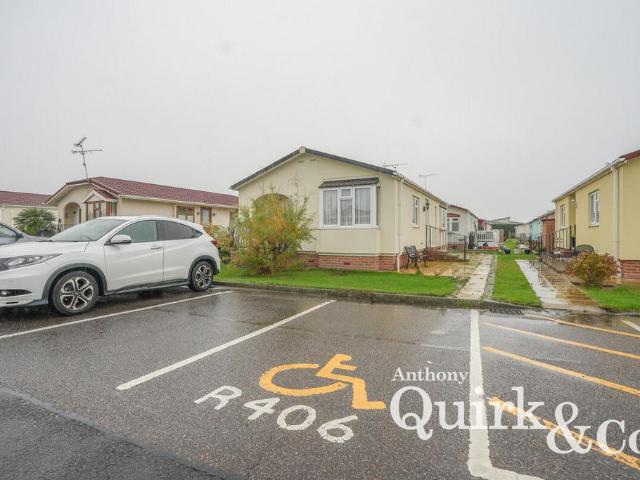 Park Home for sale in Canvey Island