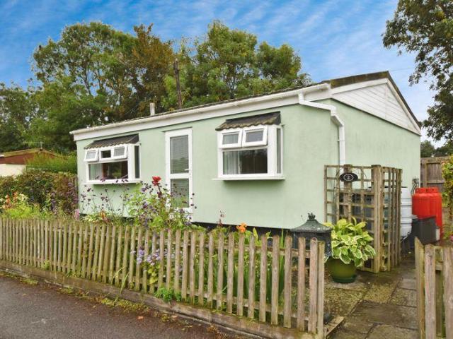 Park Home for sale in Barford St Martin, Isle Of Man