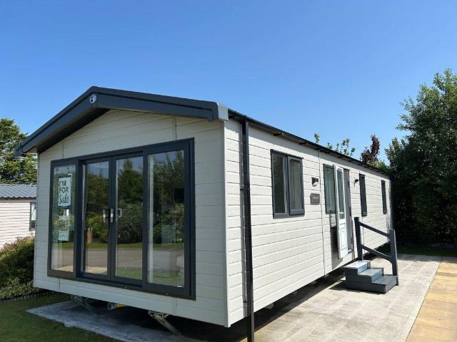 Park Home for sale in Carnkief, Penwartha Coombe