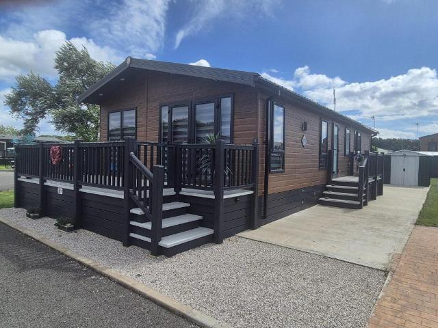 Park Home for sale in Tarleton, Roby Mill