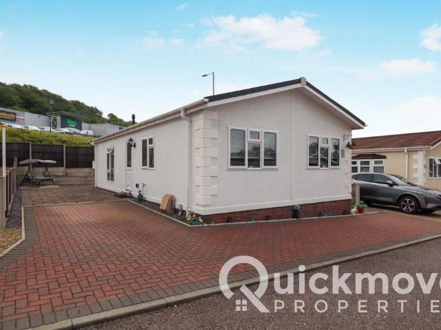 Park Home for sale in Pontypridd, Wales