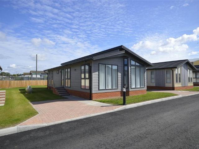 Park Home for sale in Hoo St Werburgh