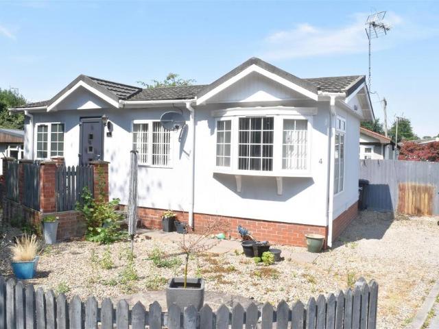 Park Home for sale in Ripon, North Yorkshire