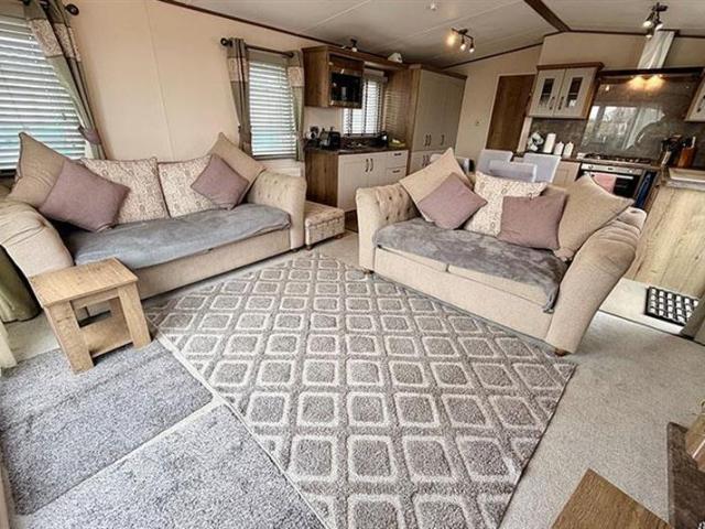 Park Home for sale in Spring Vale, Hampshire
