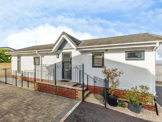 Park Home for sale in Weston-in-Gordano, Walton-in-Gordano
