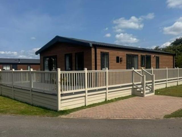 Park Home for sale in Willerby, Staxton