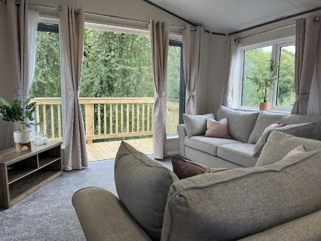 Park Home for sale in West Yorkshire