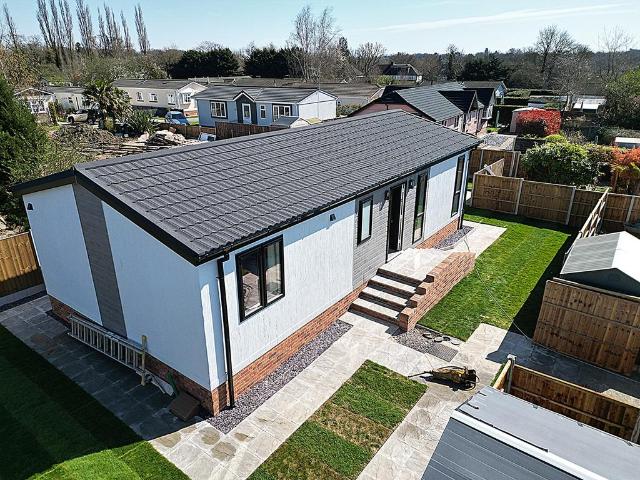 Park Home for sale in Primrosehill, Three Rivers