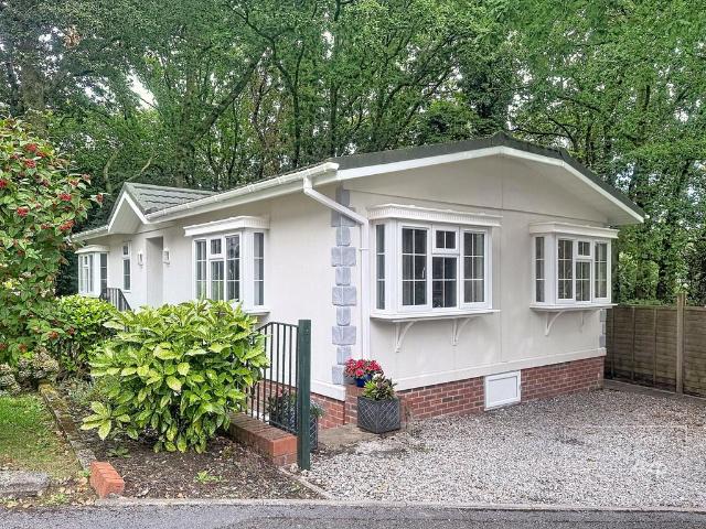 Park Home for sale in Strode, Devon