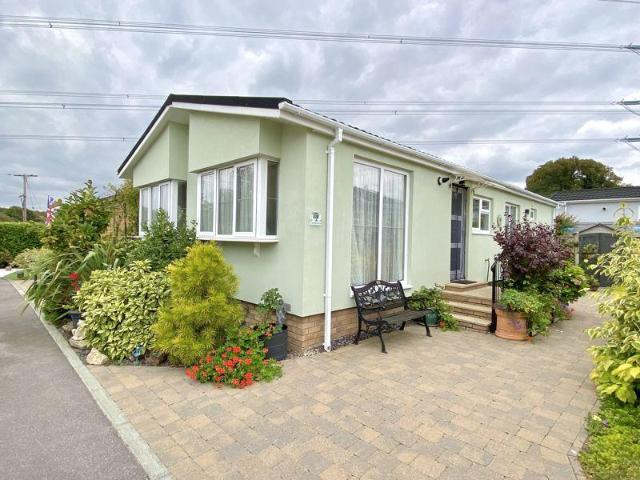 Park Home for sale in North Boarhunt, Hampshire
