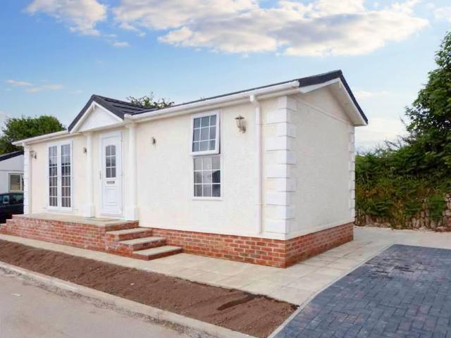 Park Home for sale in Hallaze, Scredda